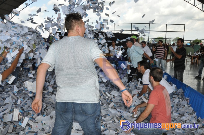 Consumidores ganham carros e motocicletas no Natal da Sorte