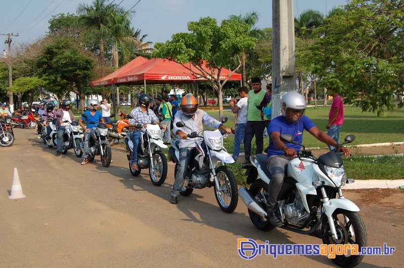 Escola de pilotagem de motos honda #4