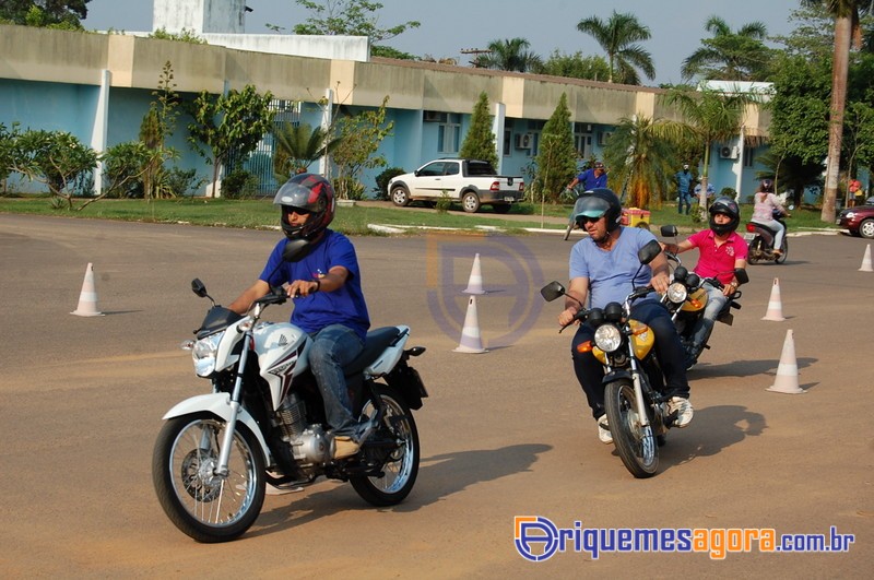 Escola de pilotagem de motos honda #6