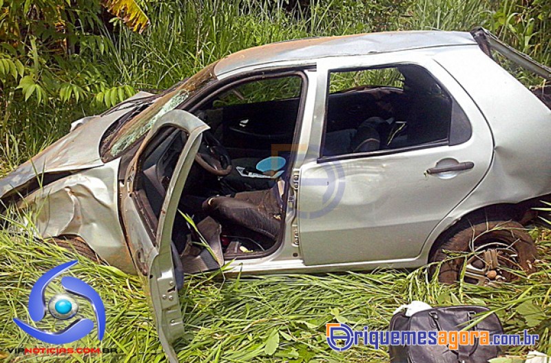 ACIDENTE BR 364 - Mulher morre ao ser lançada de veículo durante capotamento