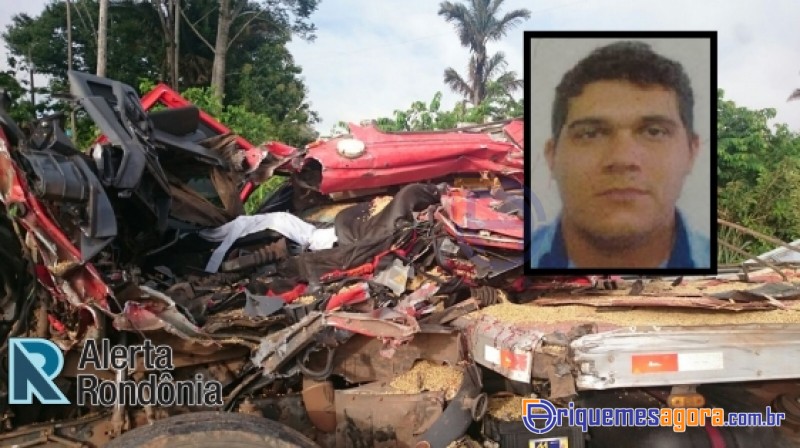 ACIDENTE BR 364 - Motorista de caminhão morre na hora ao colidir com carreta