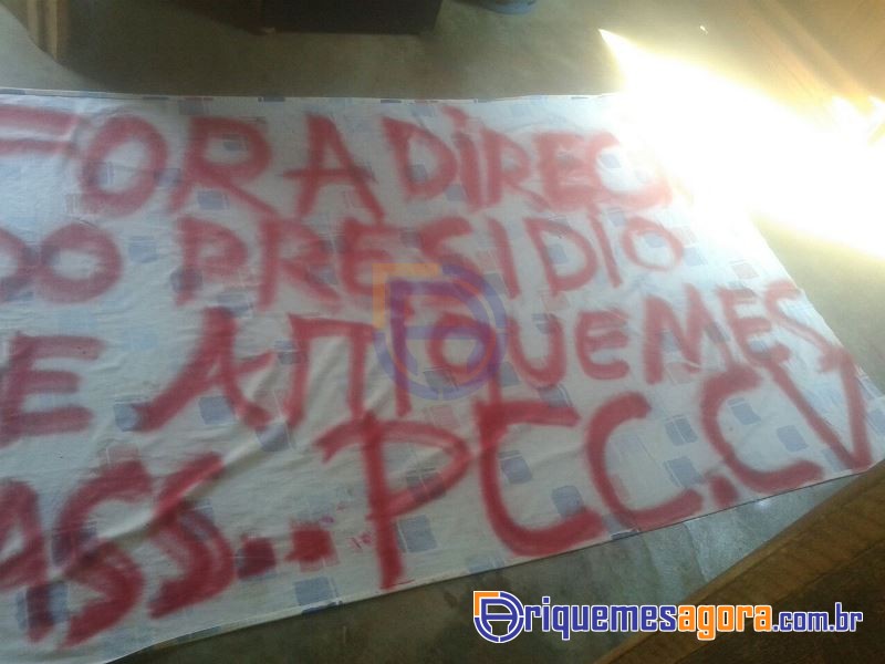 Rebelião no presídio neste momento em Ariquemes