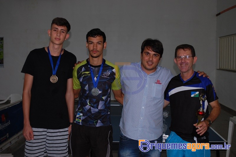 Torneio de Tenis de Mesa do Lions CanaÃ£ (Foto: ariquemesagora.com.br )