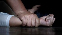 BARBÁRIE: Menina foi estuprada antes de ser morta pelo próprio tio com golpes de enxada - Foto: Ilustrativa