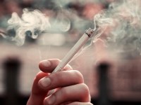 TABAGISMO: Ato de fumar responde por 80% das mortes por câncer de pulmão no país - Foto: Reprodução