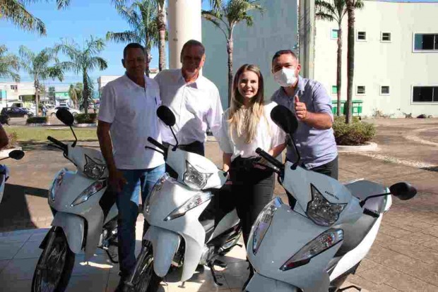 Foram adquiridas 37 motocicletas com recursos de emenda do parlamentar (Foto: Assessoria)