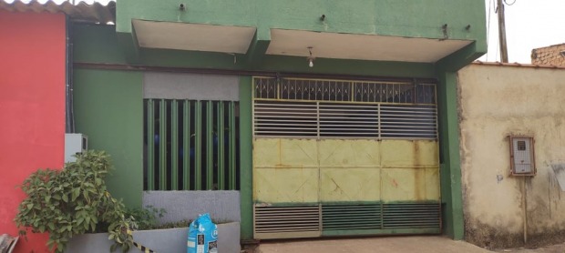 Casa onde empresário de 60 anos foi encontrado morto em Porto Velho (Foto: Ruan Gabriel/Rede Amazônica)