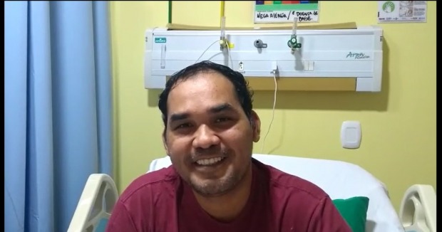 Jornalista Fábio Diniz sai da UTI após 10 dias, em Porto Velho (Foto: Reprodução)
