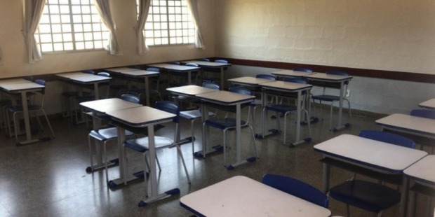 Salas de aulas terão distanciamento de 1 metro entre as carteiras para o retorno gradual das aulas presenciais (Foto: Divulgação)