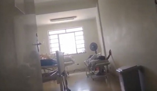 Pacientes e acompanhantes reclamam do desconforto e direção autorizou a entrada temporário de ventiladores (Foto: Meramente Ilustrativa)