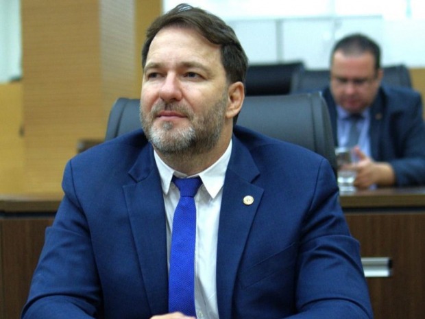 Deputado Alex Redano apoia decisão de Rondônia de não adotar o STPVAT, evitando nova cobrança (Foto: Rafael Oliveira SECOM/ALE-RO)