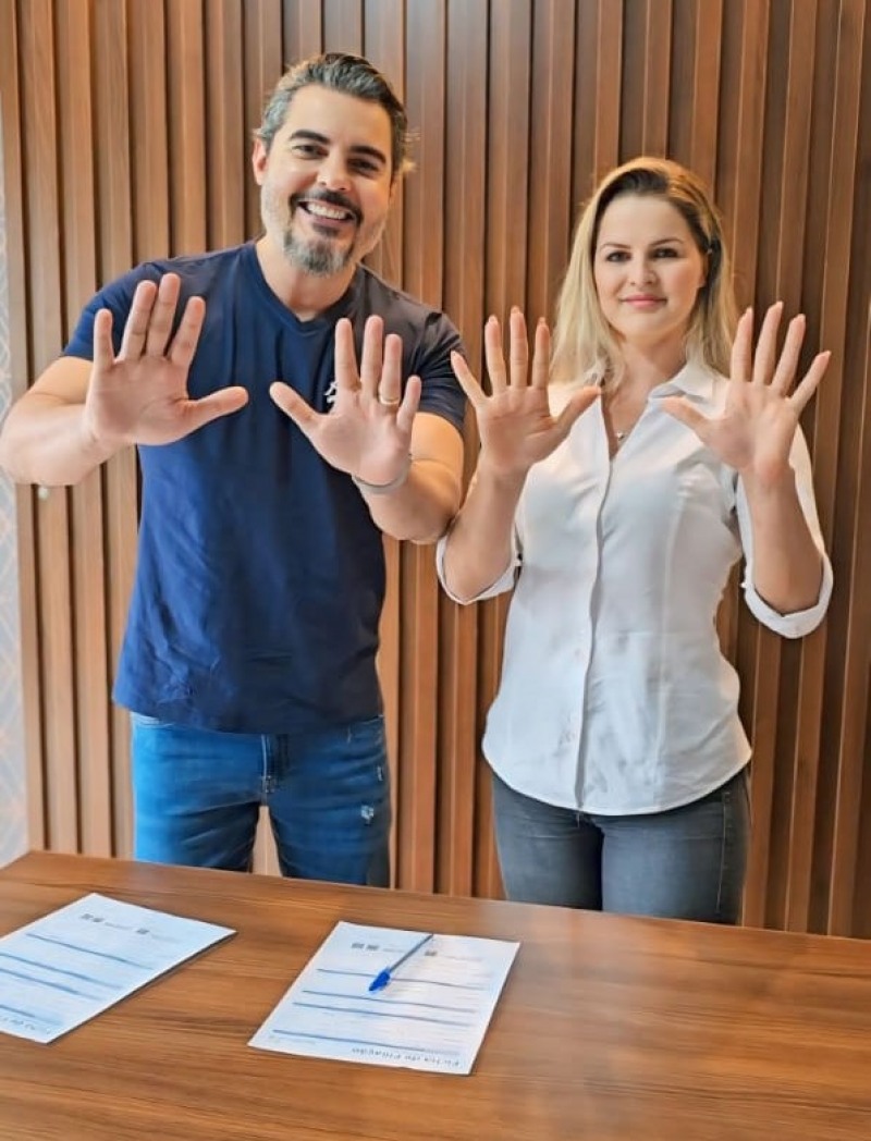 Dep. Thiago Flores e sua esposa, Daiane Krause (Foto: Assessoria)