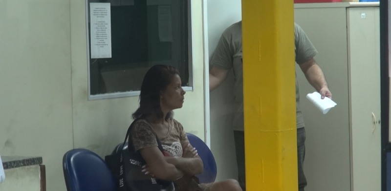 Erika de Souza Vieira Nunes, de 42 anos, presa em por tentativa de furto mediante fraude e vilipÃªndio de cadÃ¡ver Banco (Foto: Rafael Nascimento / g1)