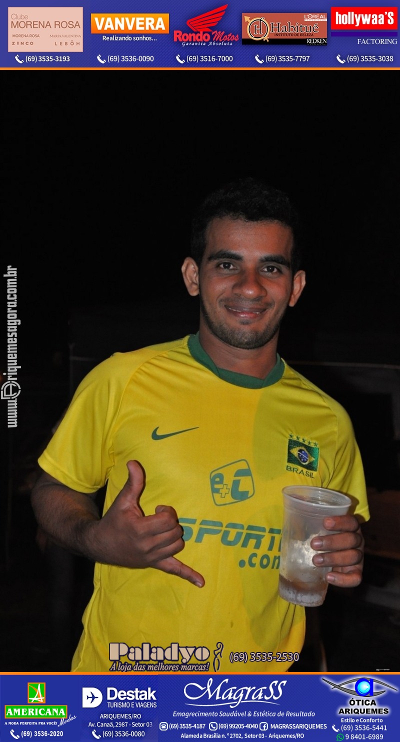 VAMOS LEMBRAR Cowboy Eletrônico 2013 na V8