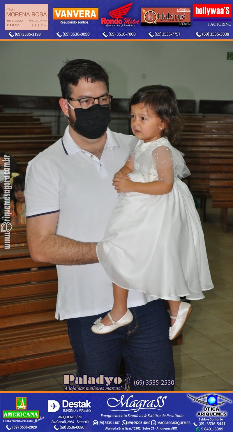 Batizado de Helena Kubotani Macedo na Paróquia São Francisco de Assis em Ariquemes