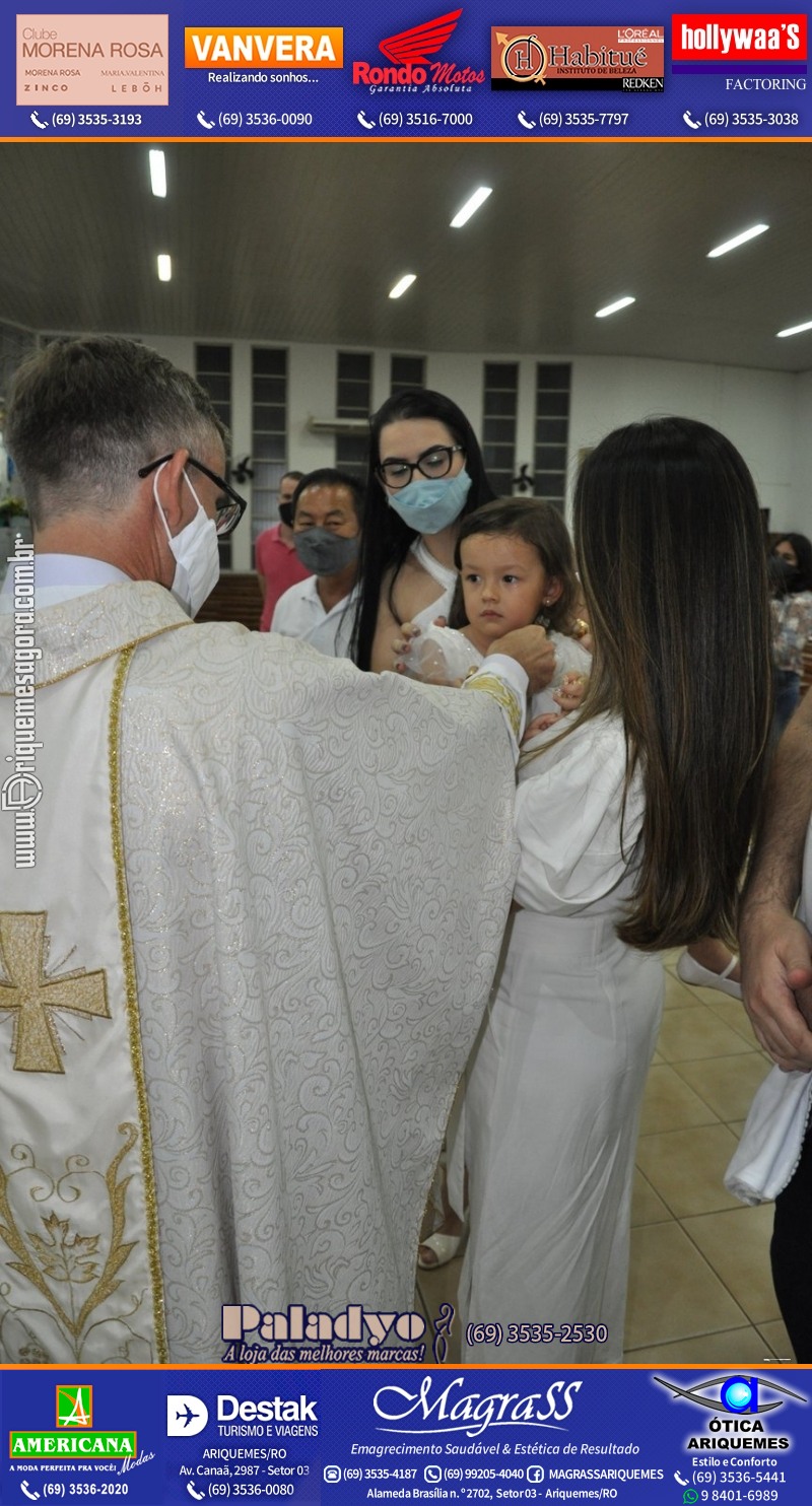 Batizado de Helena Kubotani Macedo na Paróquia São Francisco de Assis em Ariquemes