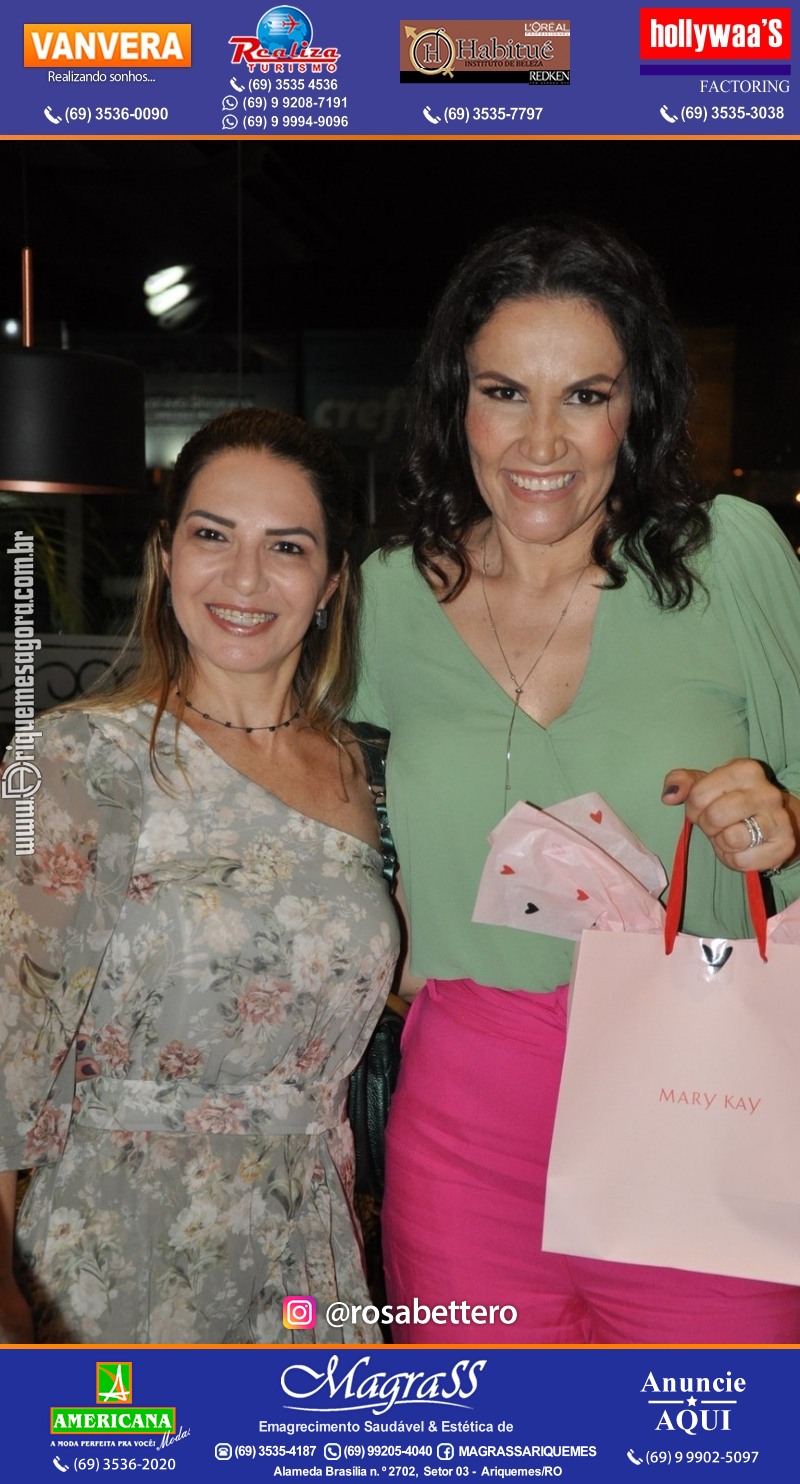 Aniversário Débora Anjos na Garapeira Gastronomia Ariquemes