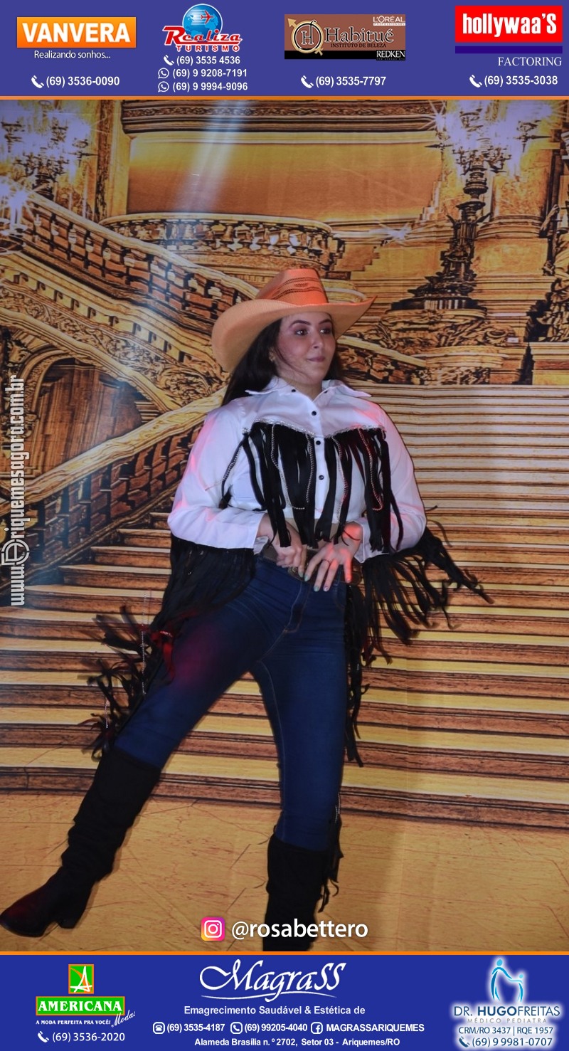 Espetáculo Mil e uma Dança III em Ariquemes