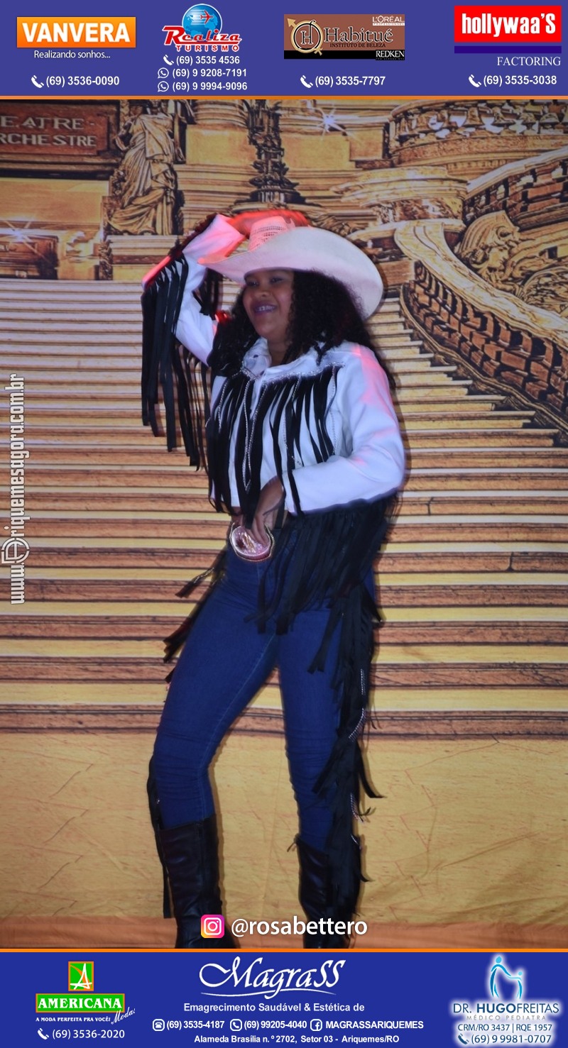 Espetáculo Mil e uma Dança III em Ariquemes