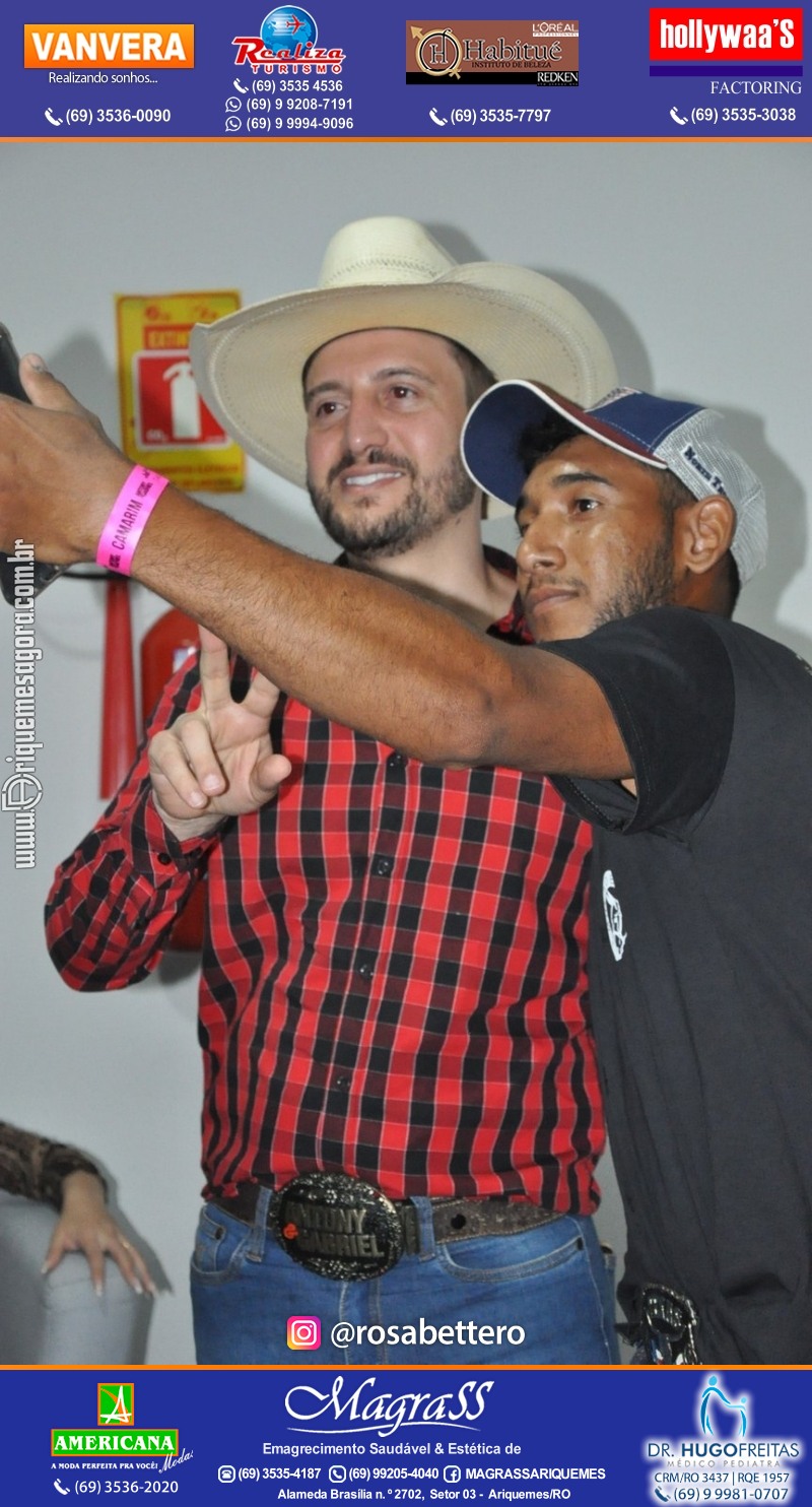 Show com Antony & Gabriel em Ariquemes da Konoha Produções