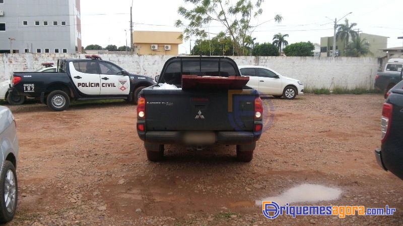 Polícia apreende portas 'recheadas' com pasta base de cocaína em Ariquemes