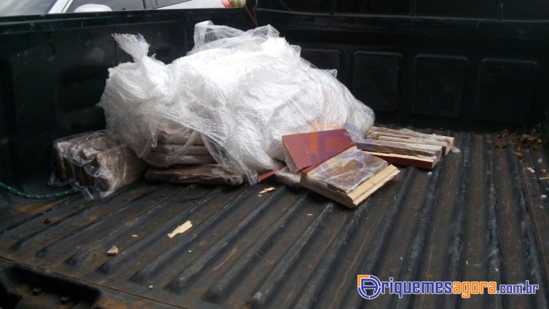 Polícia apreende portas 'recheadas' com pasta base de cocaína em Ariquemes