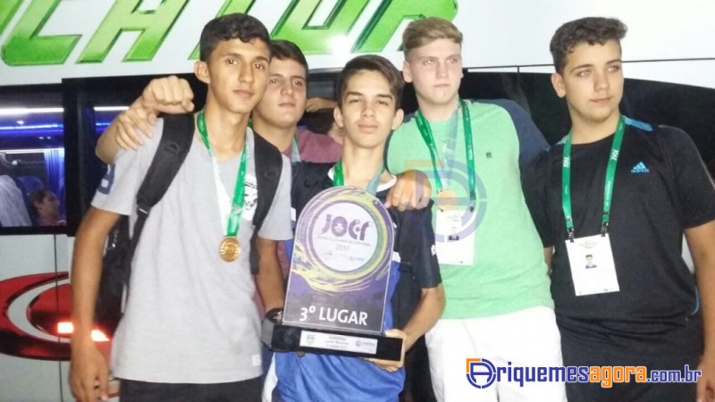 Alunos do Colégio Dinâmico de Ariquemes Conquistaram o 3º lugar no Handebol Juvenil - JOER