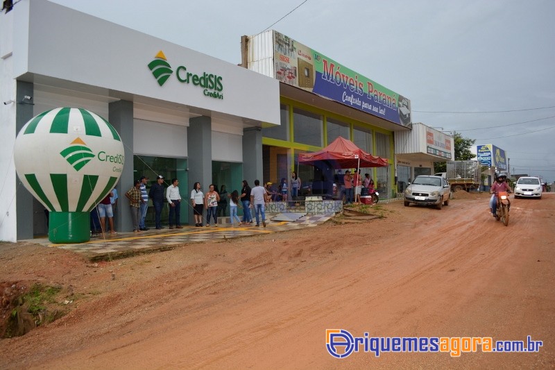 JACINÓPOLIS-Cooperativa de crédito avança pelo coração de Rondônia