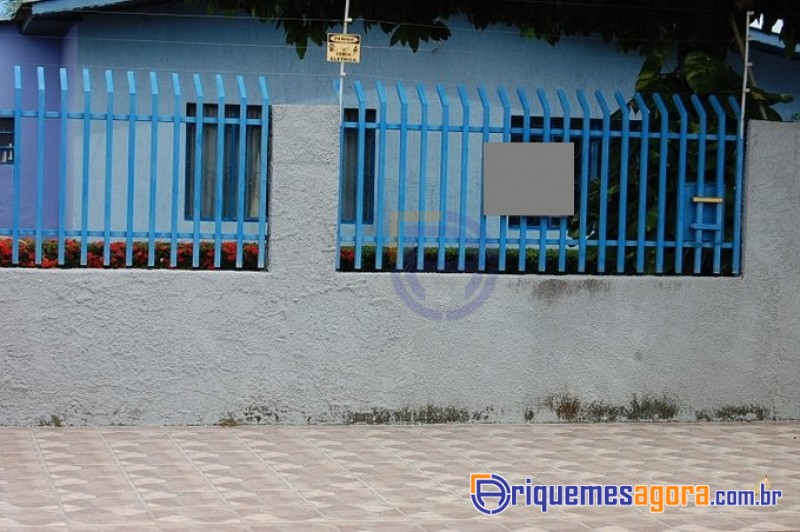 VENDO CASA na segunda rua residencial do setor 02, pronta para financiamento-FOTOS