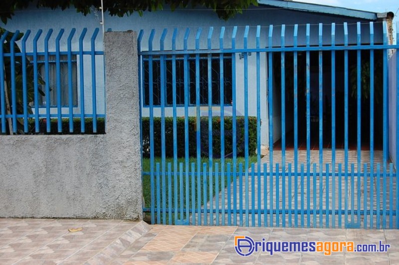 VENDO CASA na segunda rua residencial do setor 02, pronta para financiamento-FOTOS