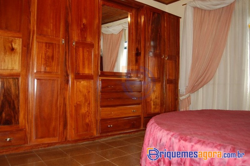 VENDO CASA na segunda rua residencial do setor 02, pronta para financiamento-FOTOS