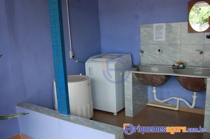 VENDO CASA na segunda rua residencial do setor 02, pronta para financiamento-FOTOS
