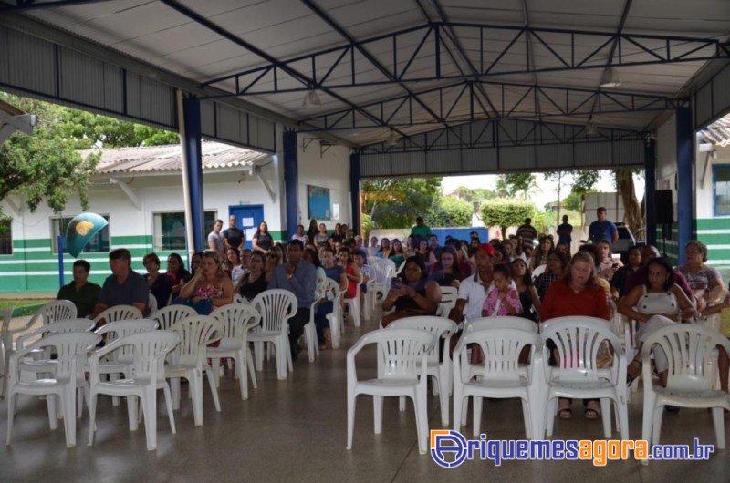 Prefeitura empossa os diretores das 26 escolas municipais de Ariquemes