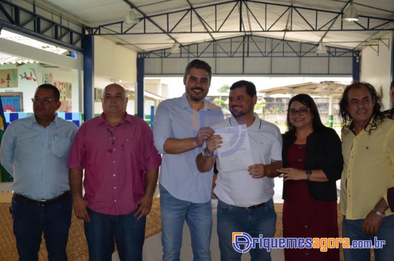 Prefeitura empossa os diretores das 26 escolas municipais de Ariquemes