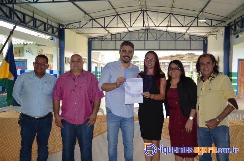 Prefeitura empossa os diretores das 26 escolas municipais de Ariquemes