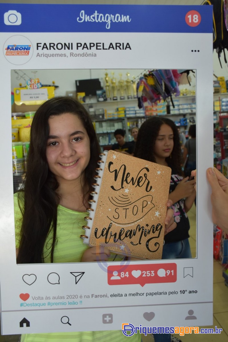 Faroni Dist. e Papelaria lança o “CADERNO INTELIGENTE” em Ariquemes, Continua amanhã dia 16-FOTOS