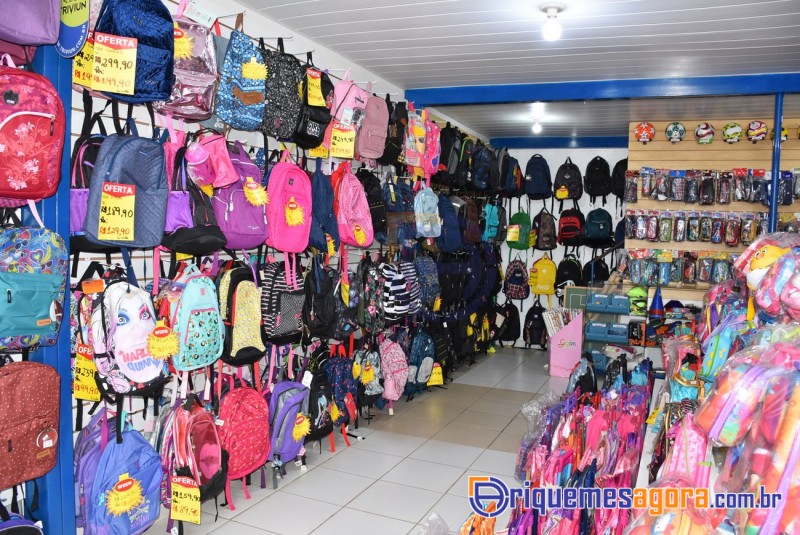 Faroni Dist. e Papelaria lança o “CADERNO INTELIGENTE” em Ariquemes, Continua amanhã dia 16-FOTOS