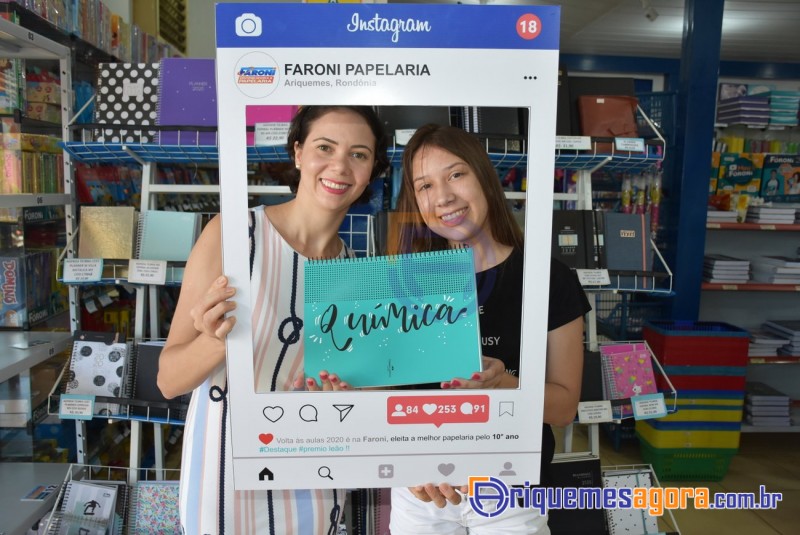 Faroni Dist. e Papelaria lança o “CADERNO INTELIGENTE” em Ariquemes, Continua amanhã dia 16-FOTOS