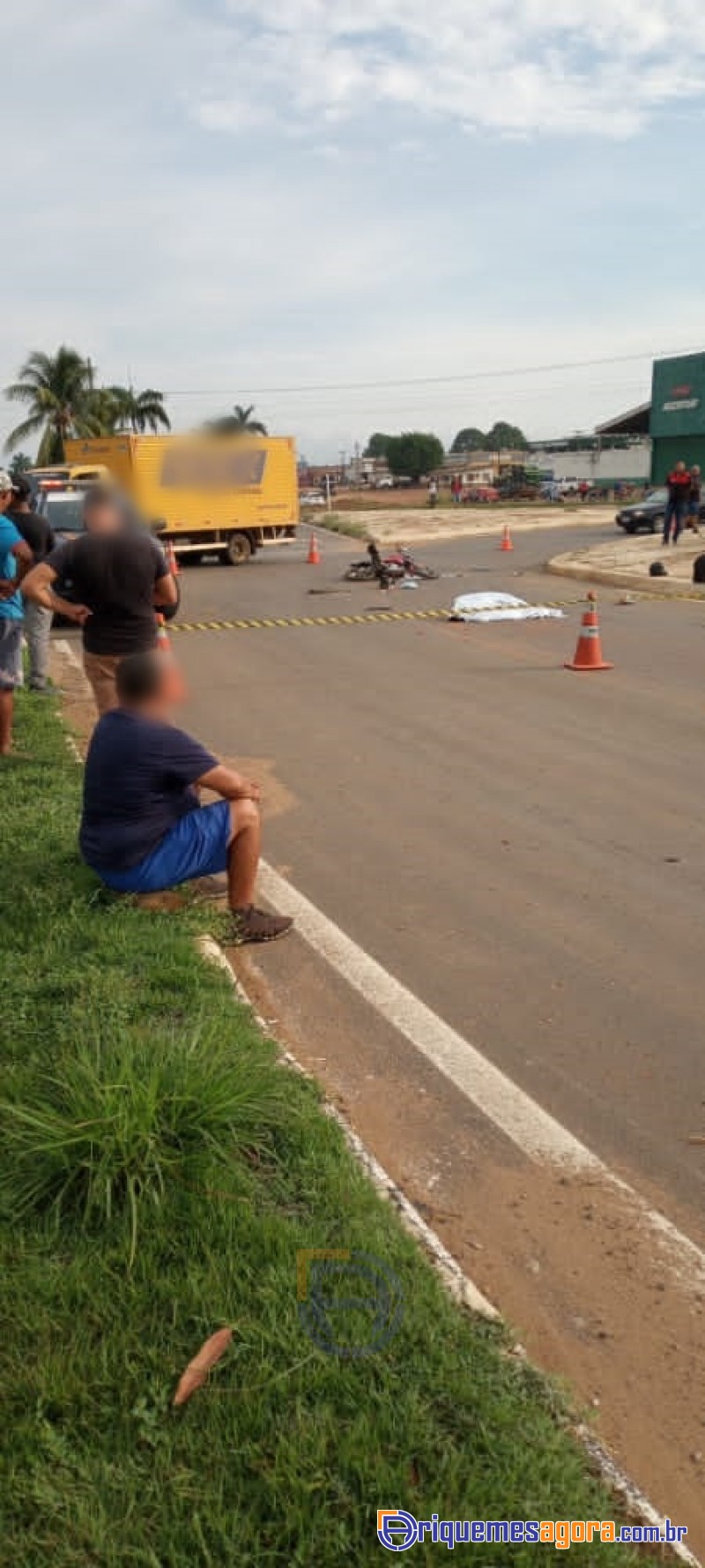 TRÁGICO - Adolescente vem a óbito após colisão com carreta na BR-364 em Ariquemes