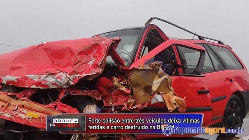Vídeo: Carro fica destruído após ser atingido por caminhão na BR 364