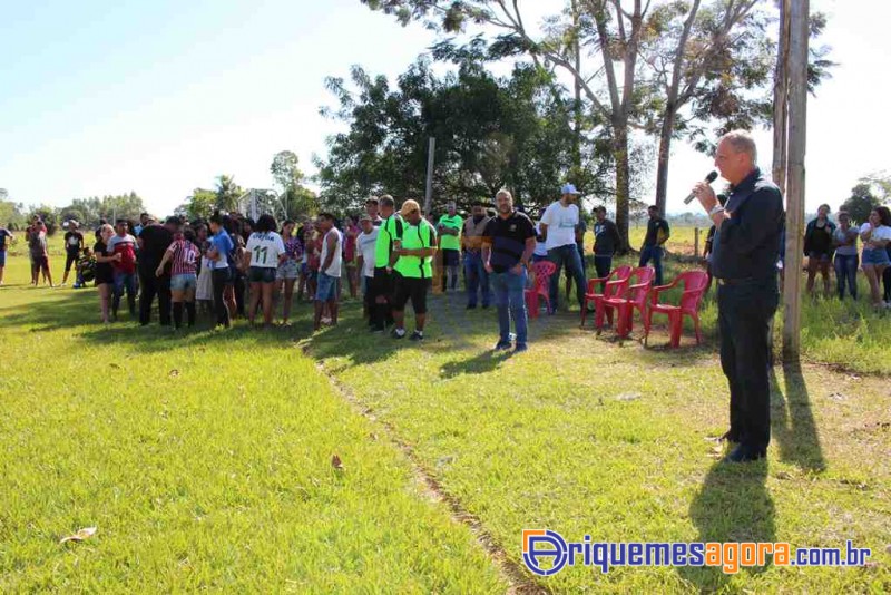 Deputado Adelino Follador participa da entrega de Kits Esportivos em São Miguel do Guaporé