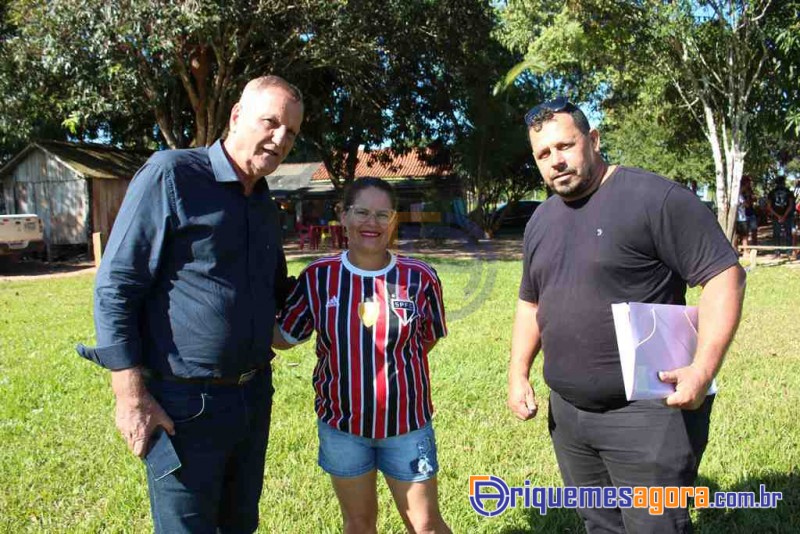 Deputado Adelino Follador participa da entrega de Kits Esportivos em São Miguel do Guaporé