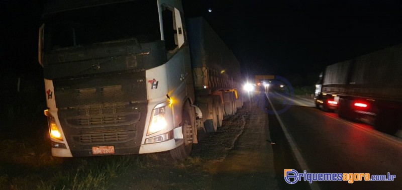 Condutor completamente embriagado causa acidente na BR 364, próximo a cidade