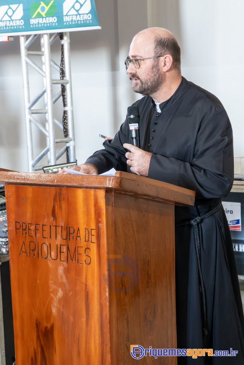 Cerimônia de lançamento do aeroporto de Ariquemes é marcada por emoção e grande participação