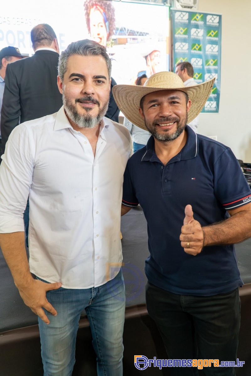 Cerimônia de lançamento do aeroporto de Ariquemes é marcada por emoção e grande participação