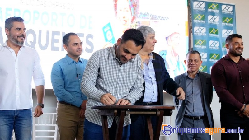 Cerimônia de lançamento do aeroporto de Ariquemes é marcada por emoção e grande participação